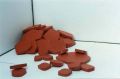 Formes rouges sur dalles blanches. (Installation). Un autre exemple de disposition. - 1994/1995